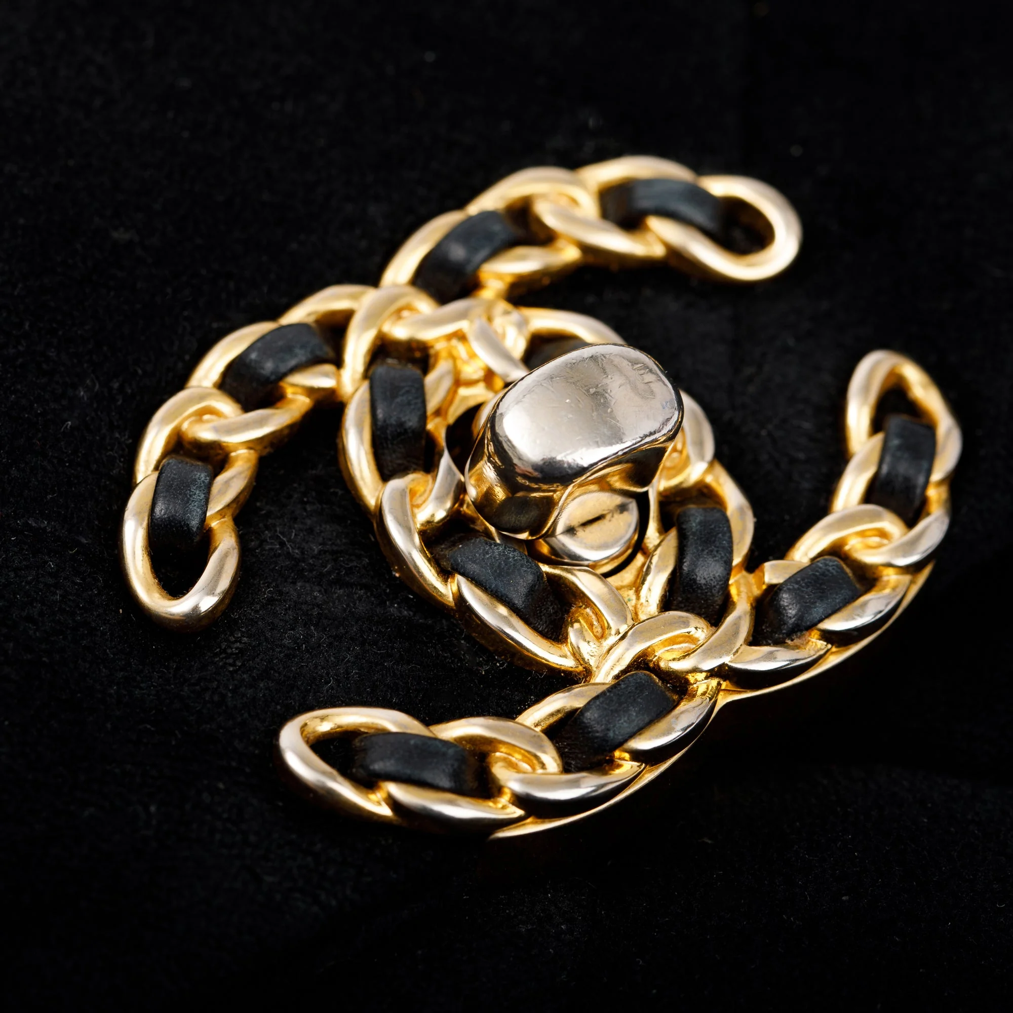 Chanel 2020 Black Velvet Medium 19 Flap Bag w/ Box & Authenticity Card - Image 11