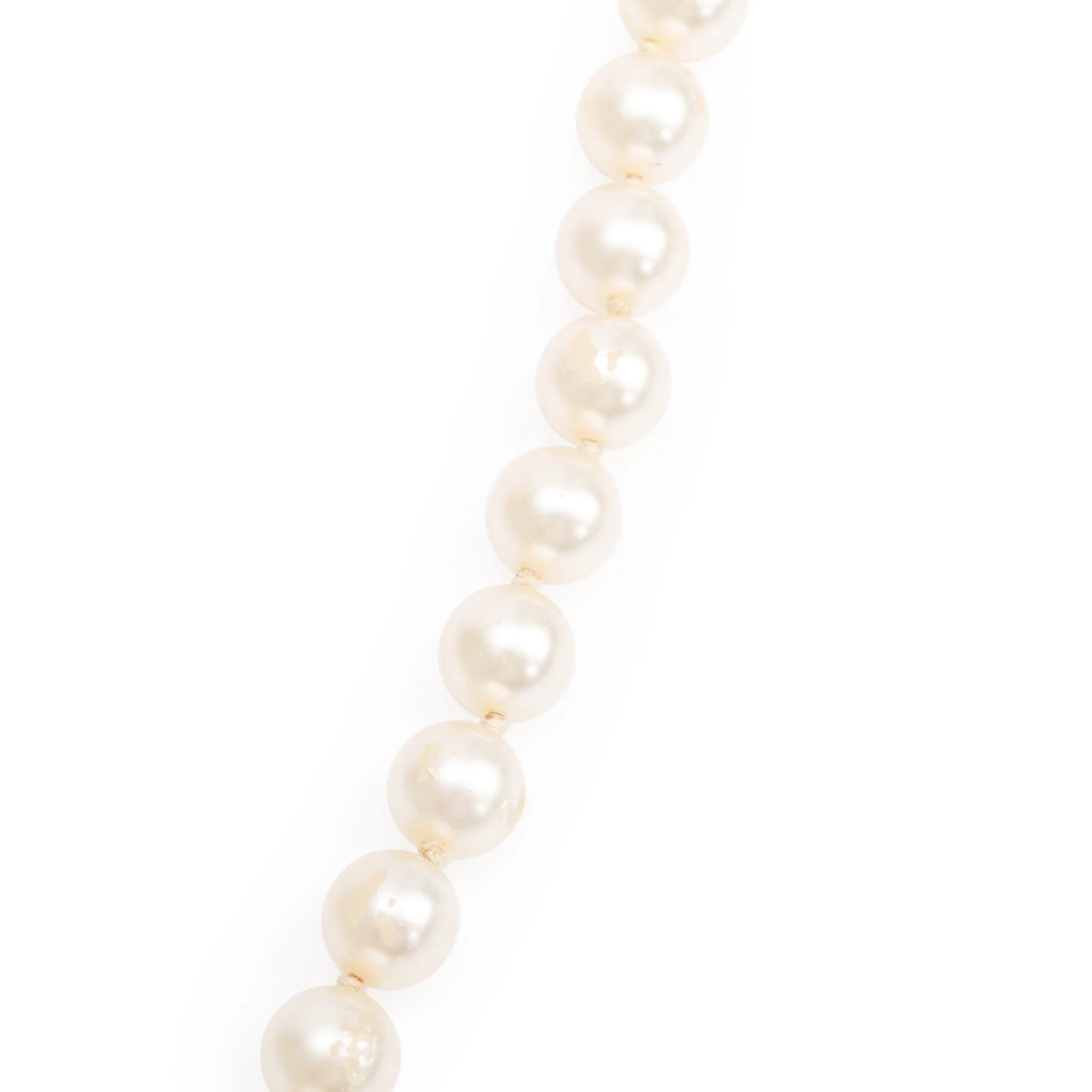 Chanel Palladium-Plated Faux Pearl CC Lariat Necklace - Image 5