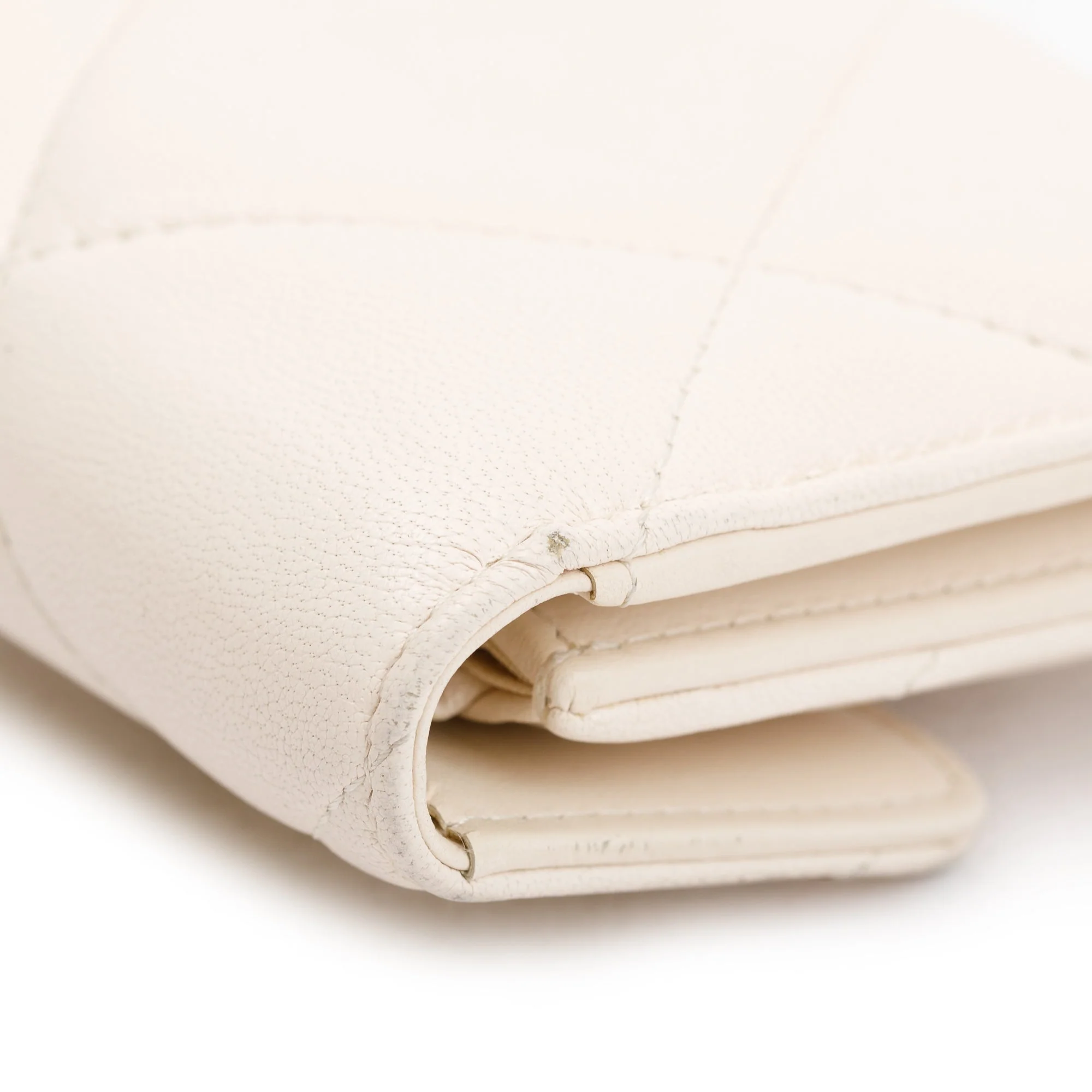 Chanel White Quilted Leather Small 19 Flap Wallet w/ Authenticity Card - Image 4