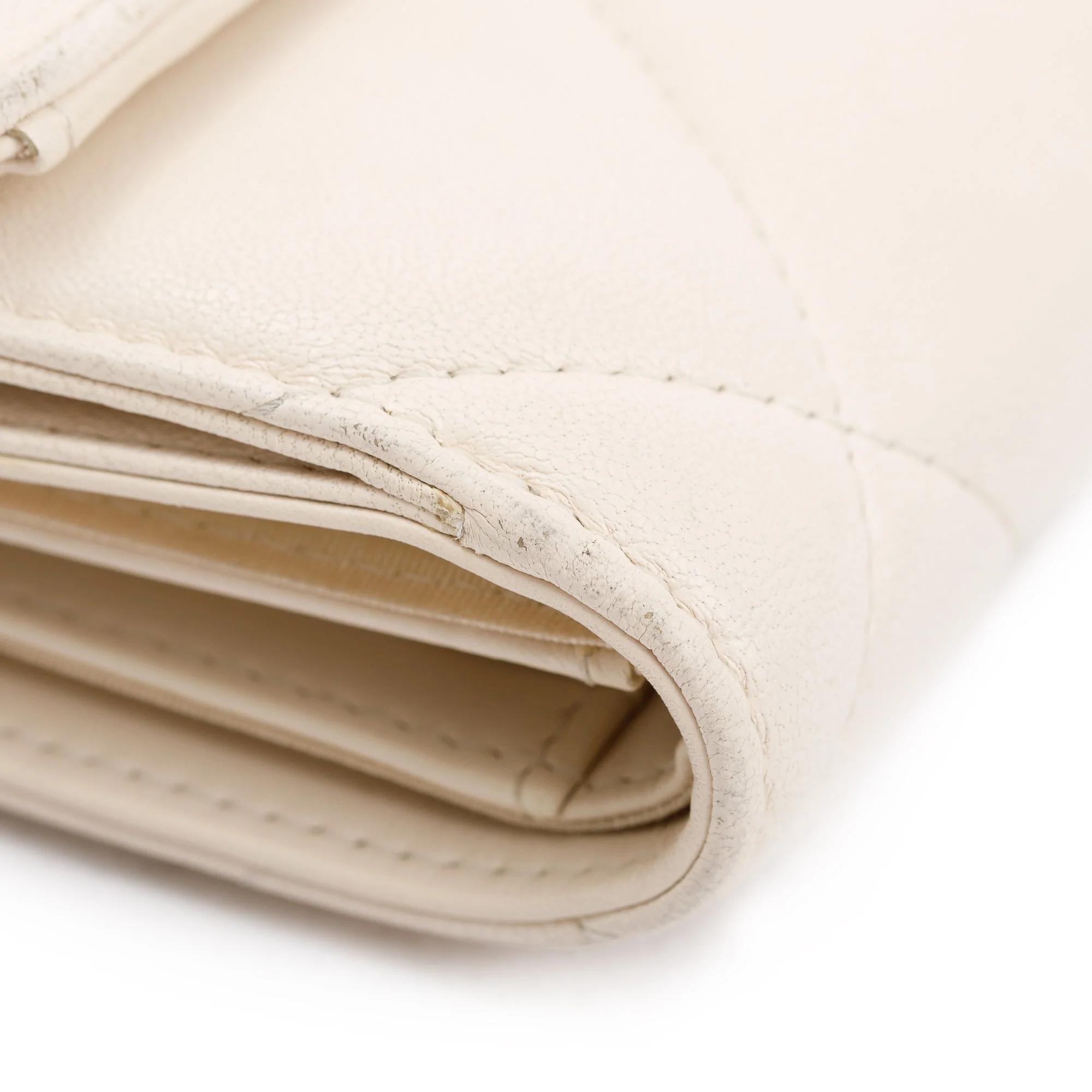 Chanel White Quilted Leather Small 19 Flap Wallet w/ Authenticity Card - Image 6