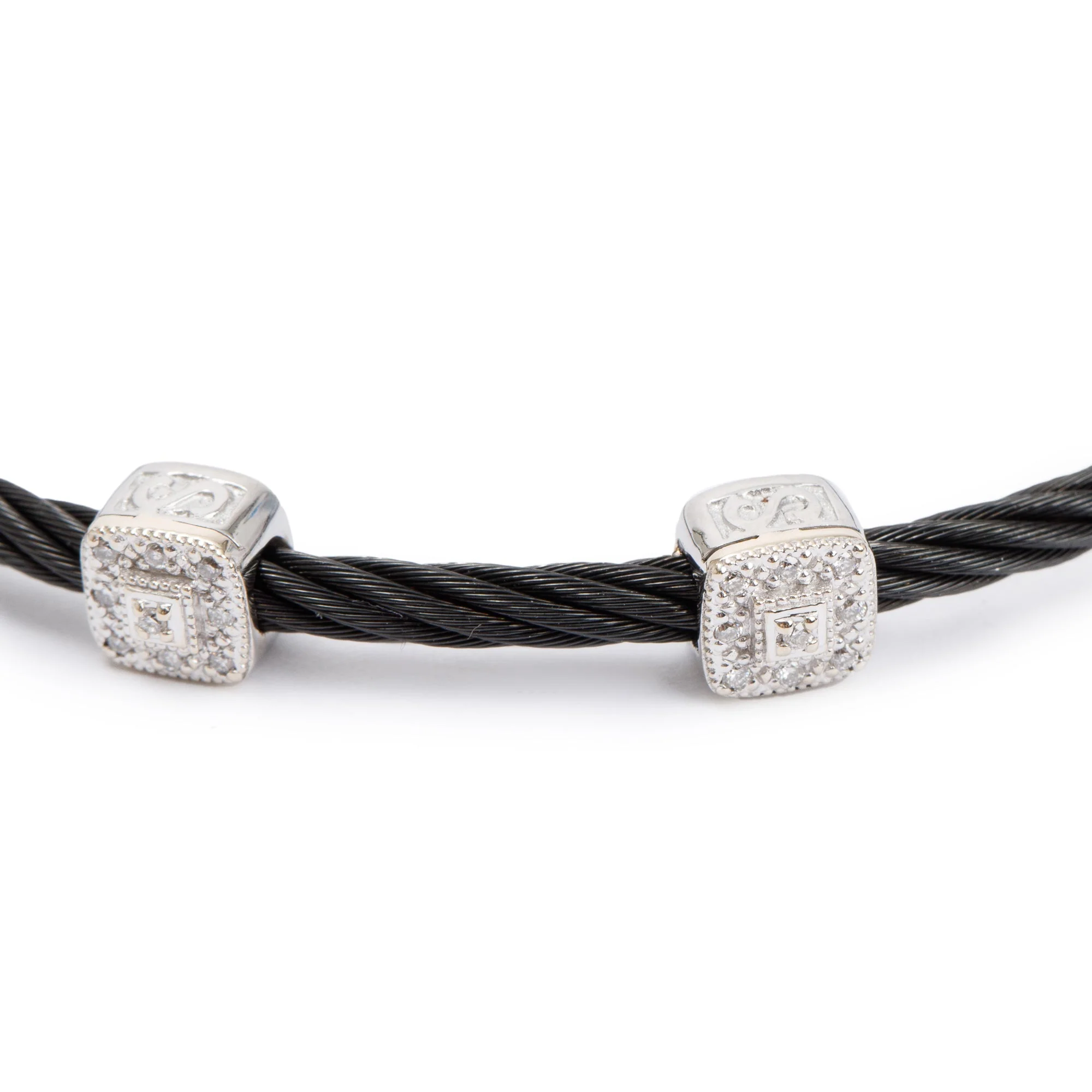 Charriol 18k White Gold & PVD Stainless Steel Diamond Celtic Noir Three Square Station Bracelet - Image 3
