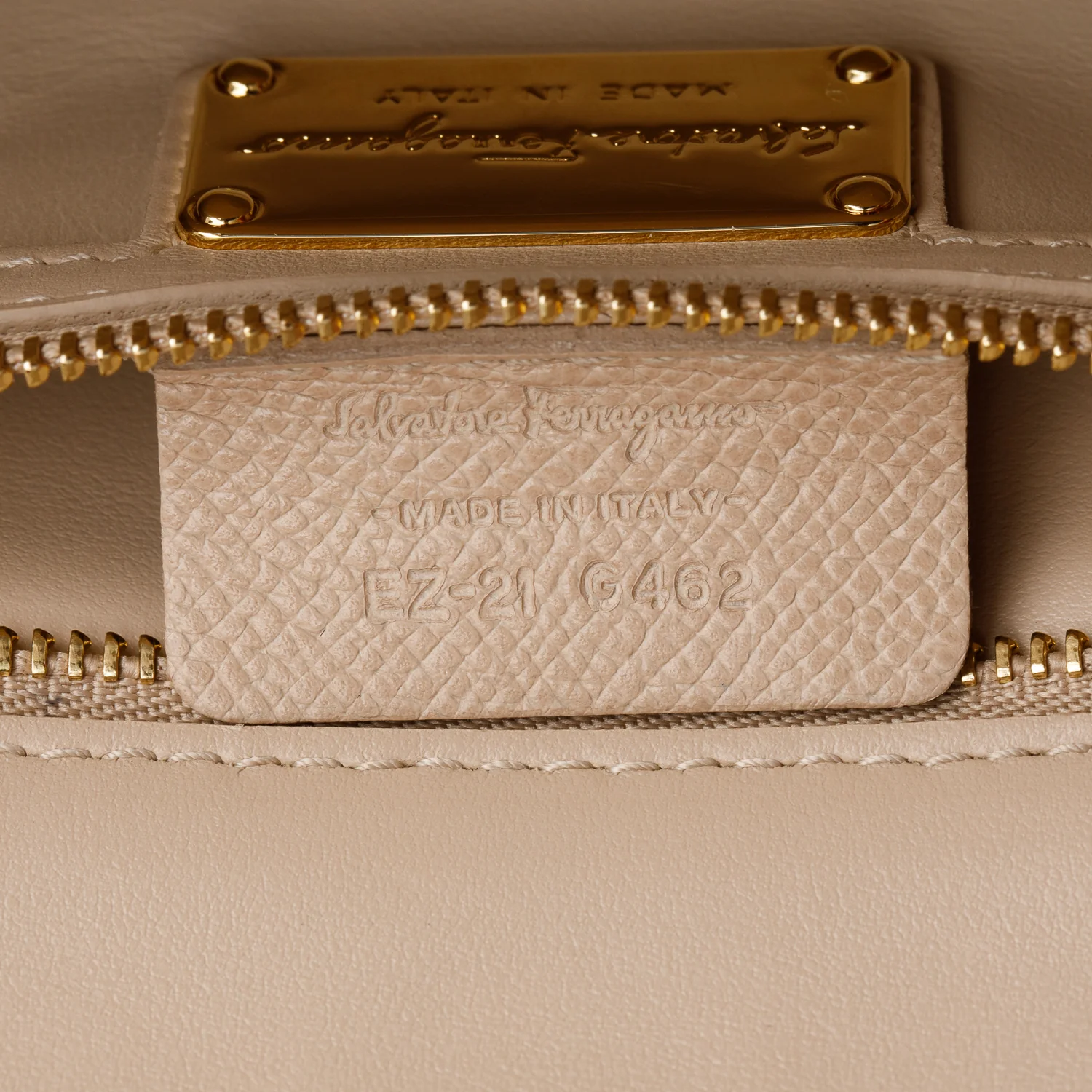 Ferragamo Beige Printed Calfskin Ginny Shoulder Bag - Image 8