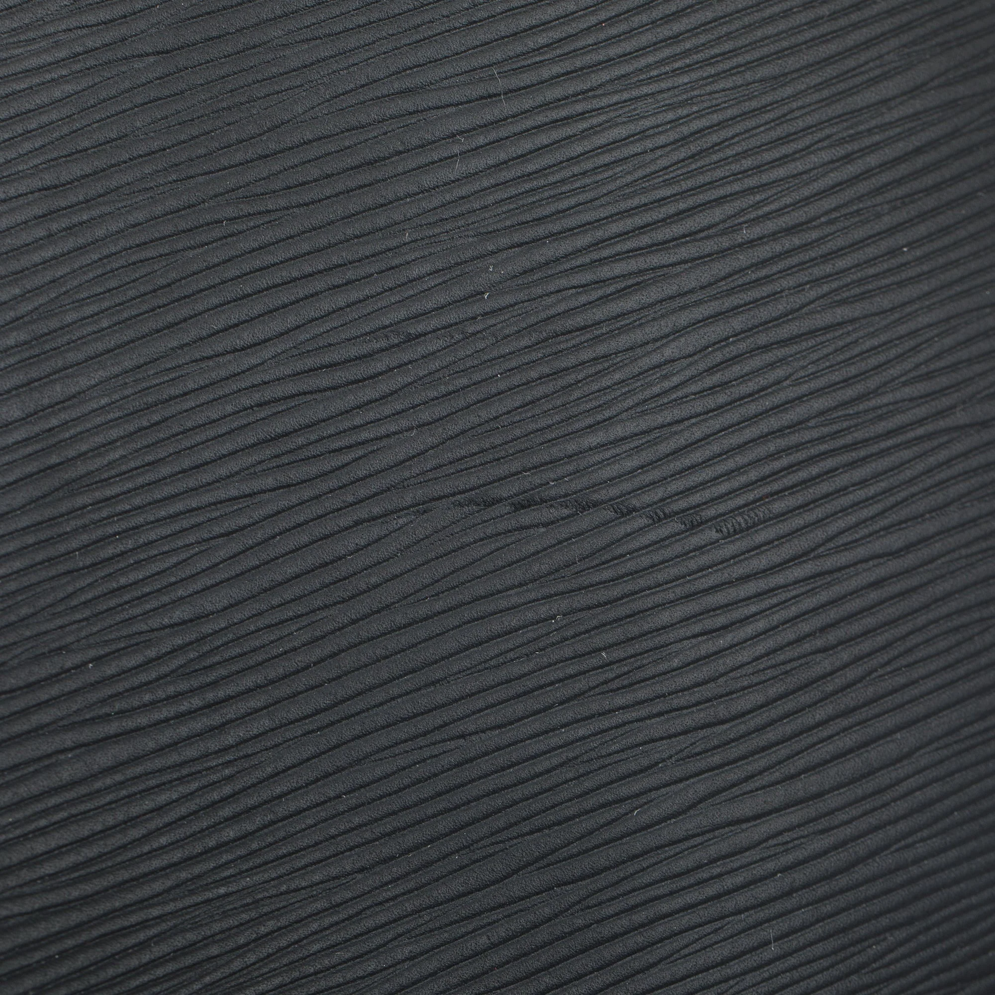 Louis Vuitton Black Epi Leather Neverfull MM w/ Pouch - Image 7