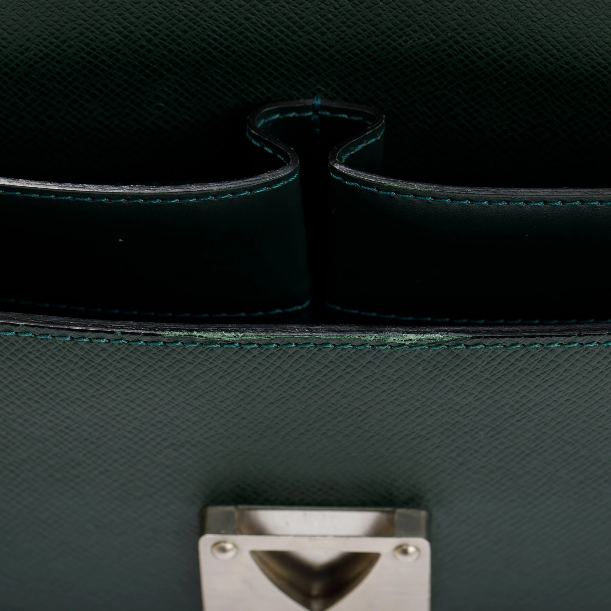 Louis Vuitton Green Taiga Leather Laguito Briefcase - Image 11