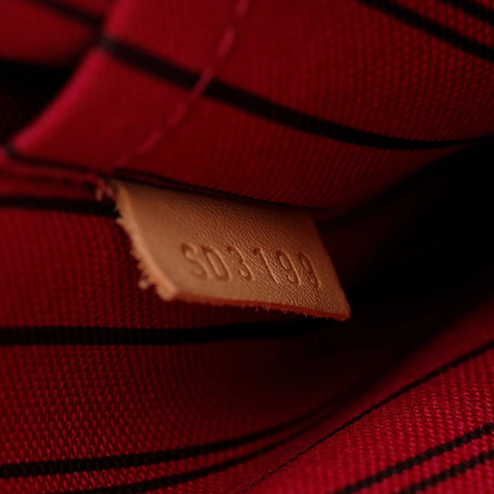 Louis Vuitton Monogram Neverfull Pochette - Image 6