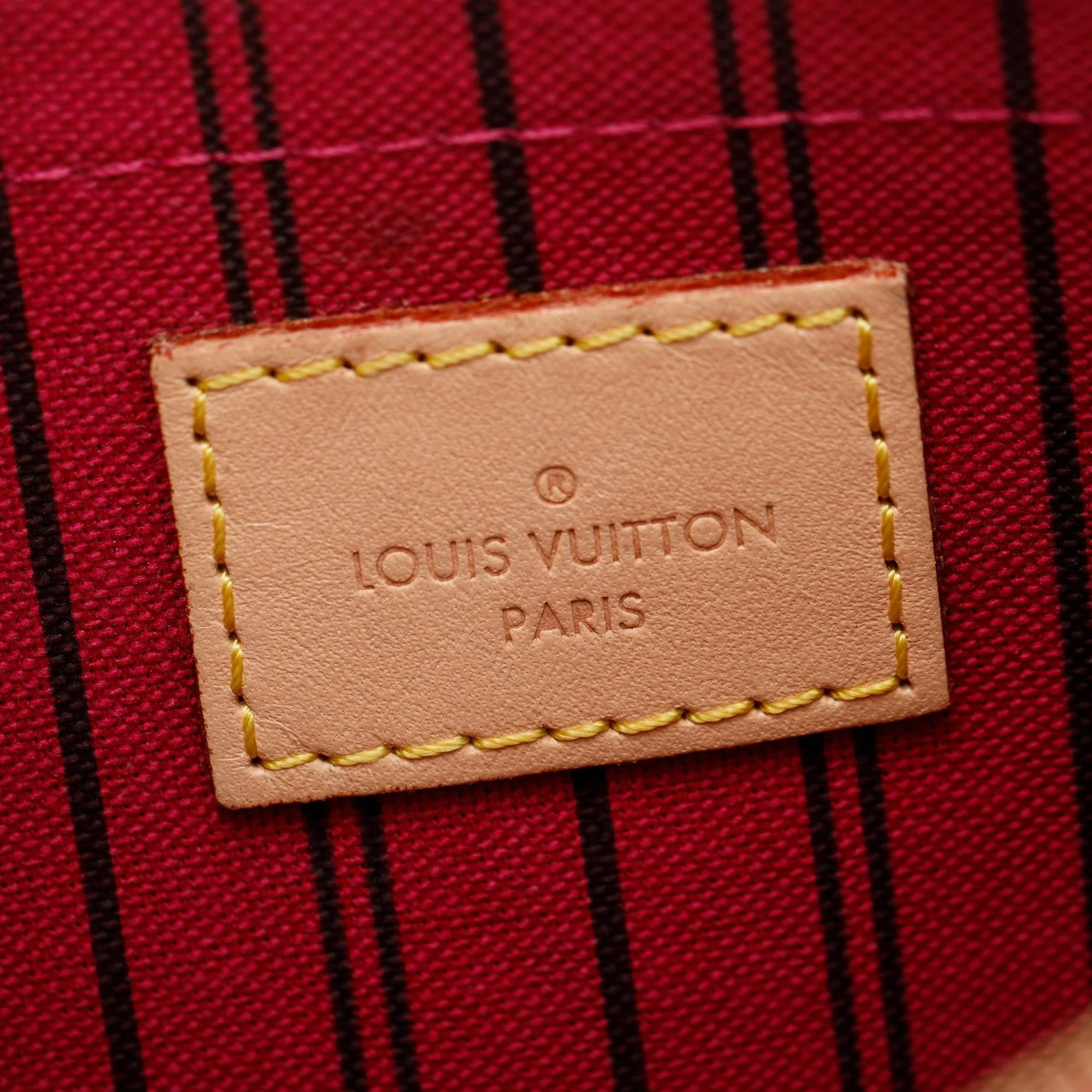 Louis Vuitton Monogram Neverfull Pochette - Image 7
