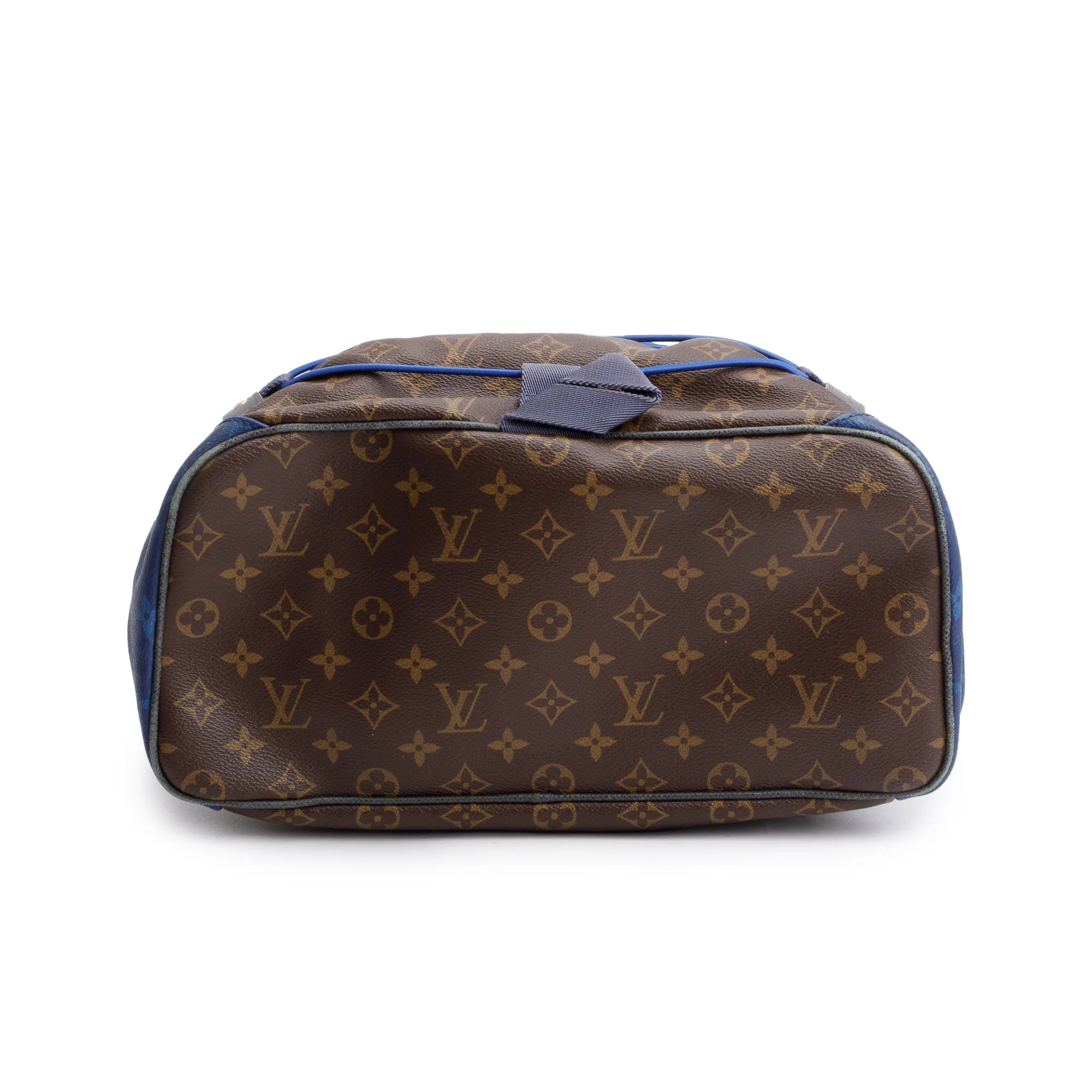 Louis Vuitton Monogram Outdoor Backpack - Image 6
