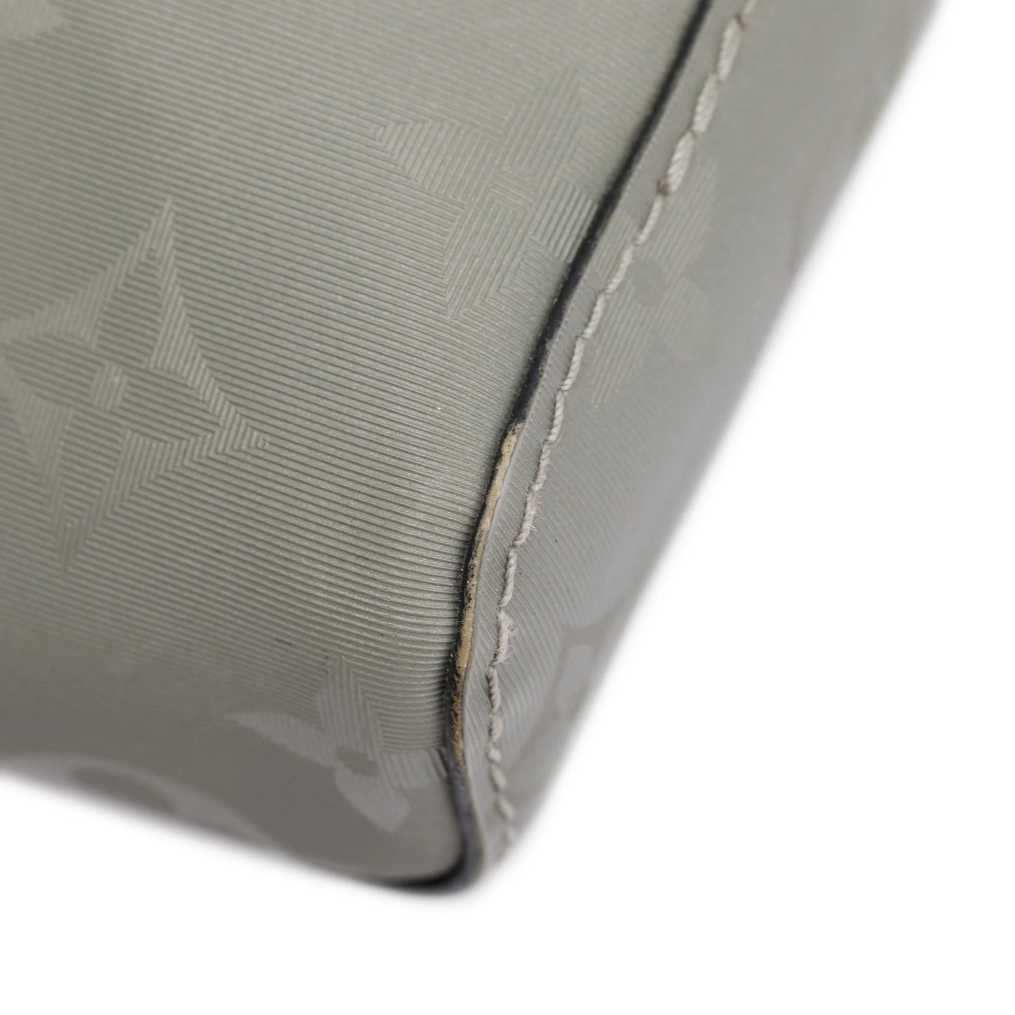 Louis Vuitton Titanium Monogram Messenger Bag PM - Image 10