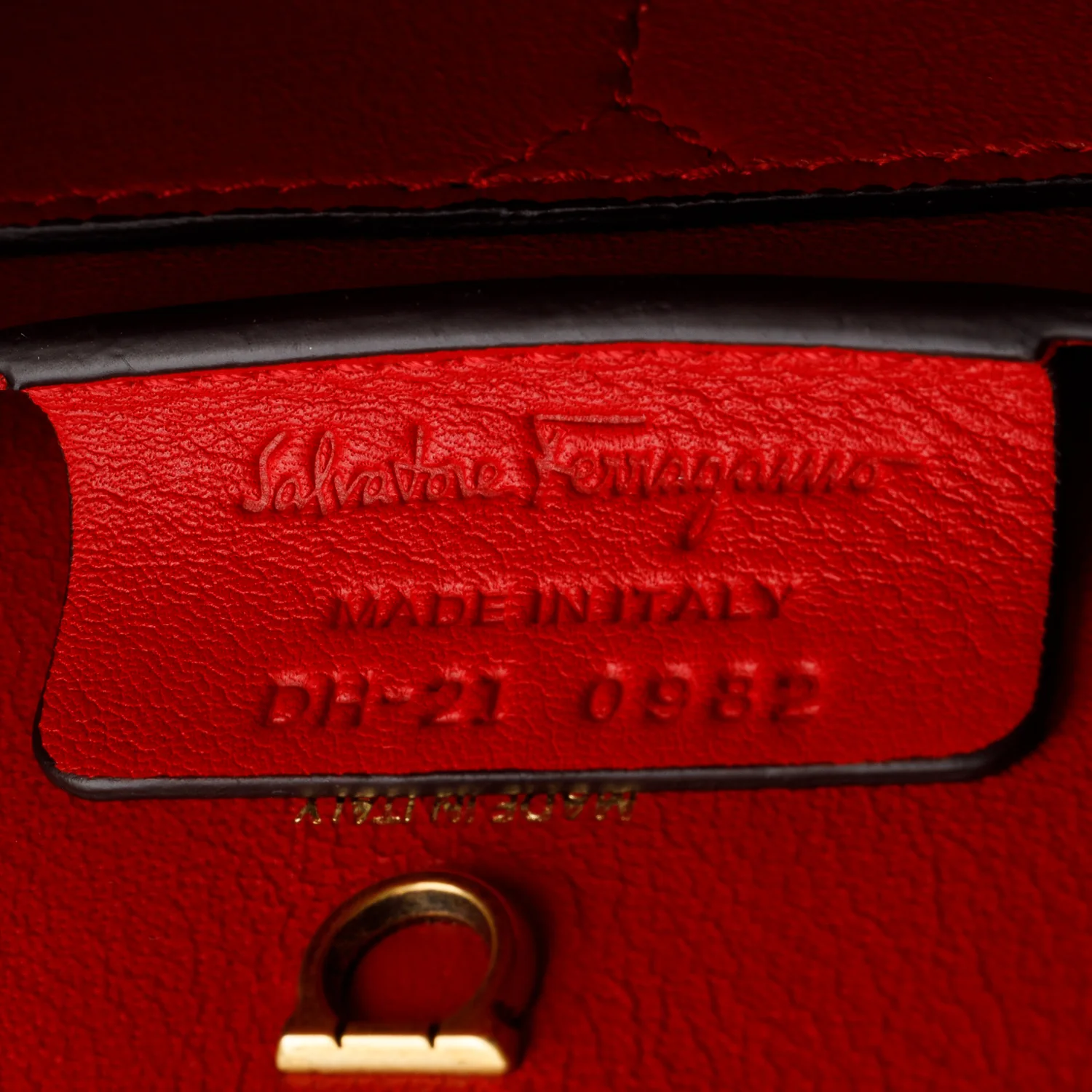 Salvatore Ferragamo Red Leather Trifolio Top Handle Bag w/ Strap - Image 10